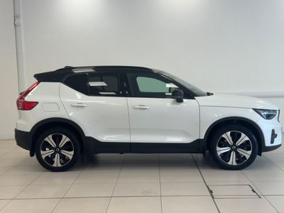 2022 Volvo XC40