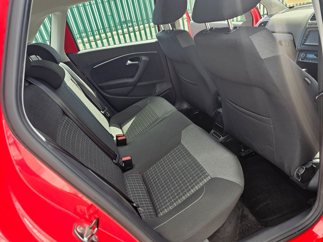 2014 Volkswagen Polo