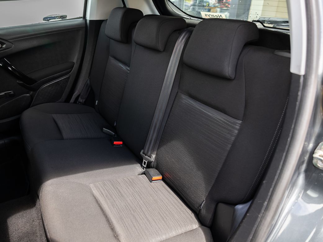 2013 Peugeot 208