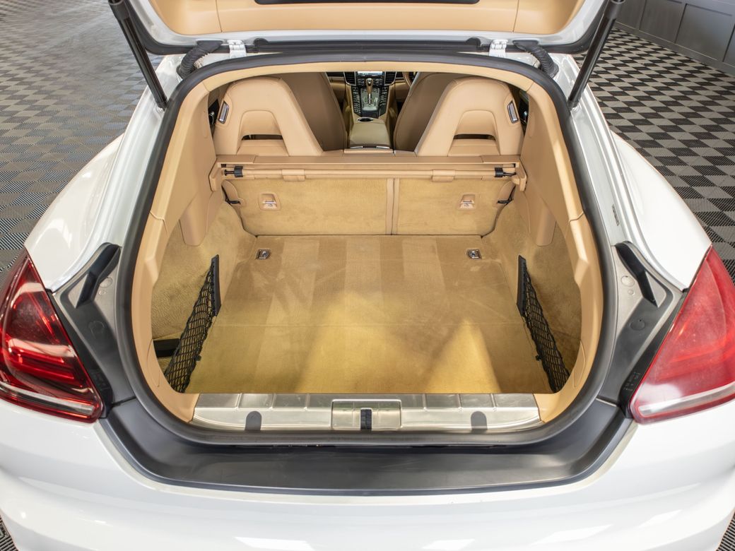 2014 Porsche Panamera