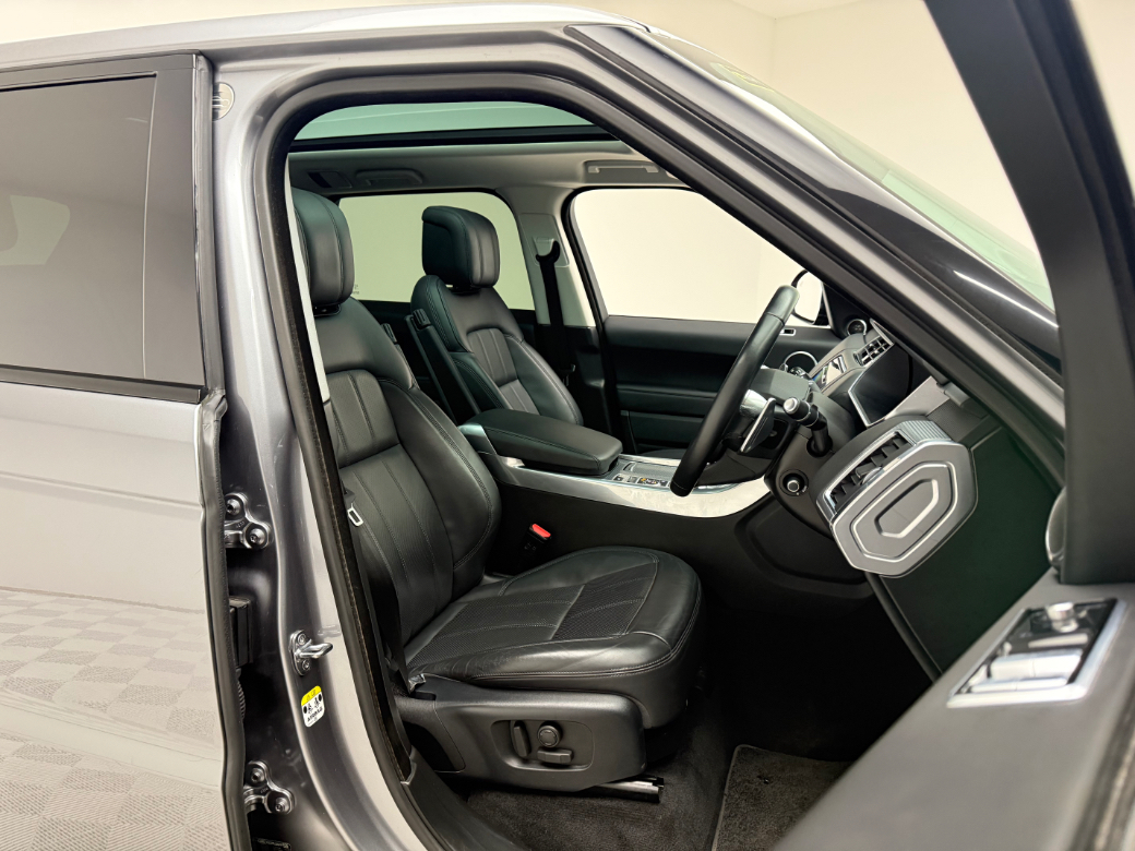 2020 Land Rover Range Rover Sport