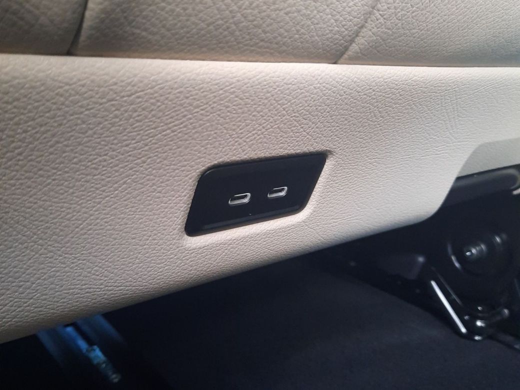 2026 Mercedes-Benz V Class