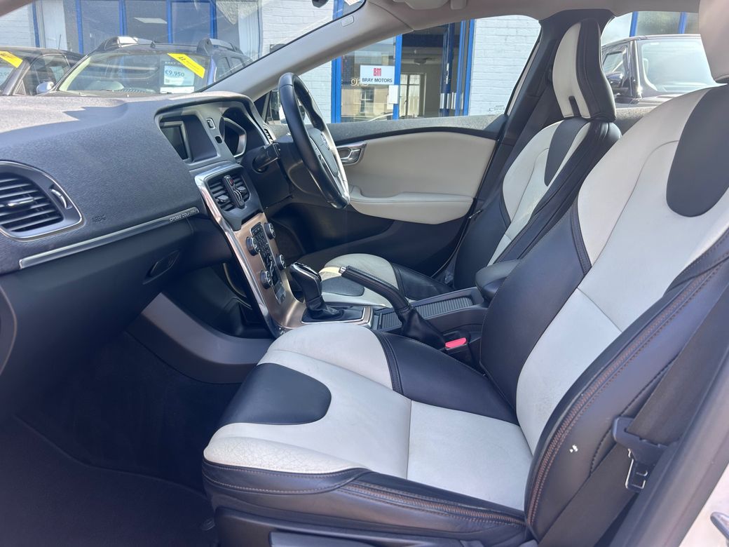 2014 Volvo V40