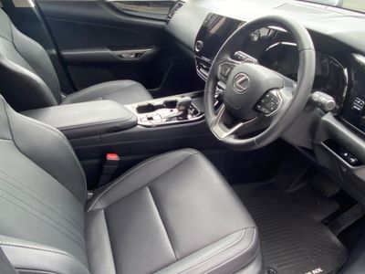 2025 Lexus NX 450H+