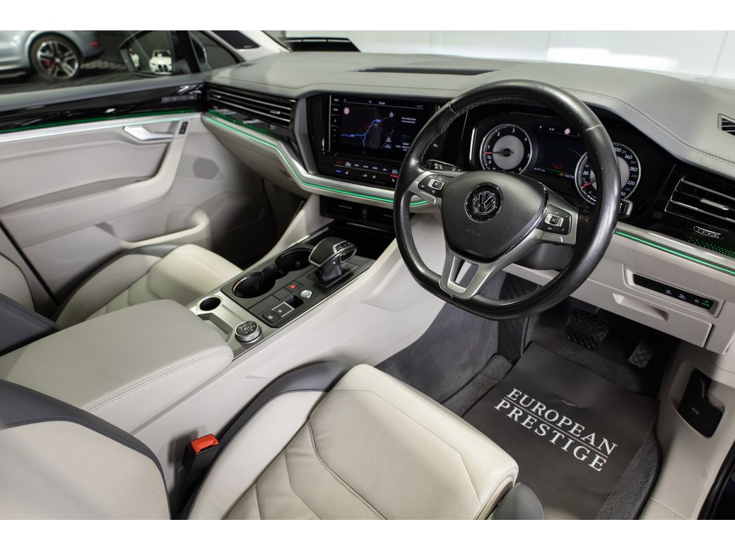 2020 Volkswagen Touareg