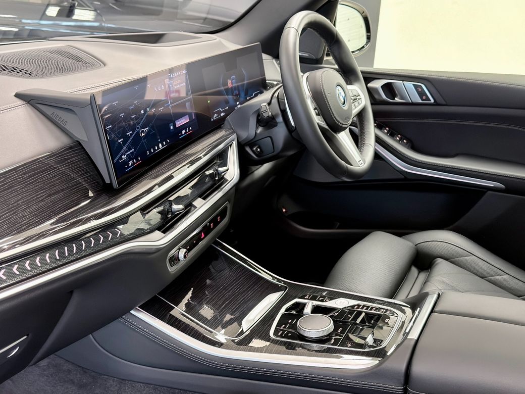 2025 BMW X5