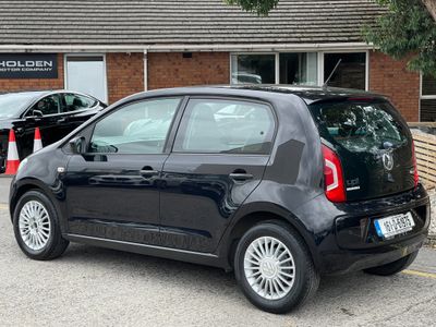 2016 Volkswagen up!