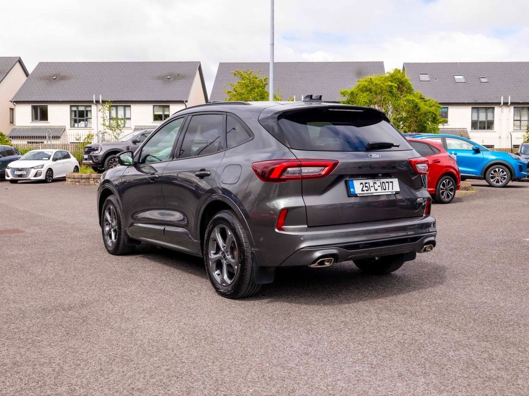 2025 Ford Kuga
