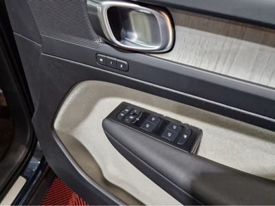 2021 Volvo XC40