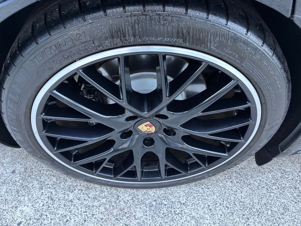 2022 Porsche Panamera