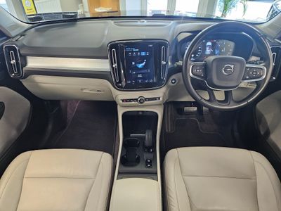 2020 Volvo XC40