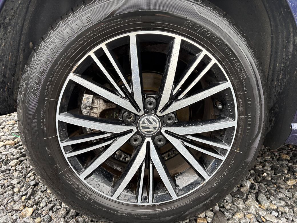 2016 Volkswagen Polo