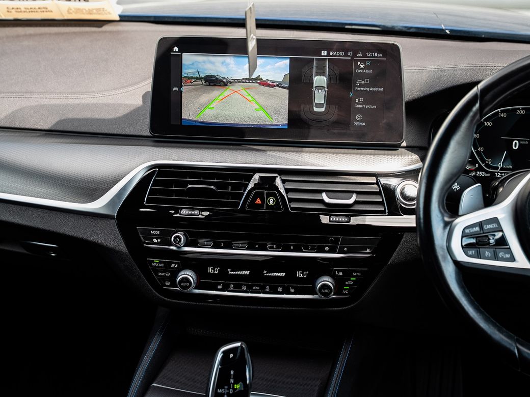 2022 BMW 5 Series