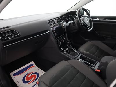 2017 Volkswagen Golf