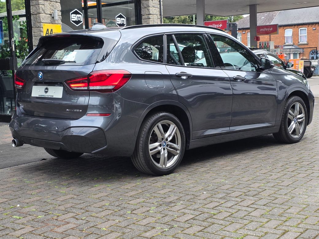 2022 BMW X1