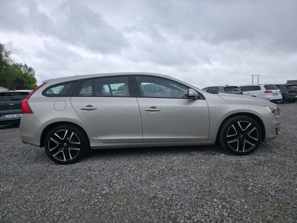 2017 Volvo V60