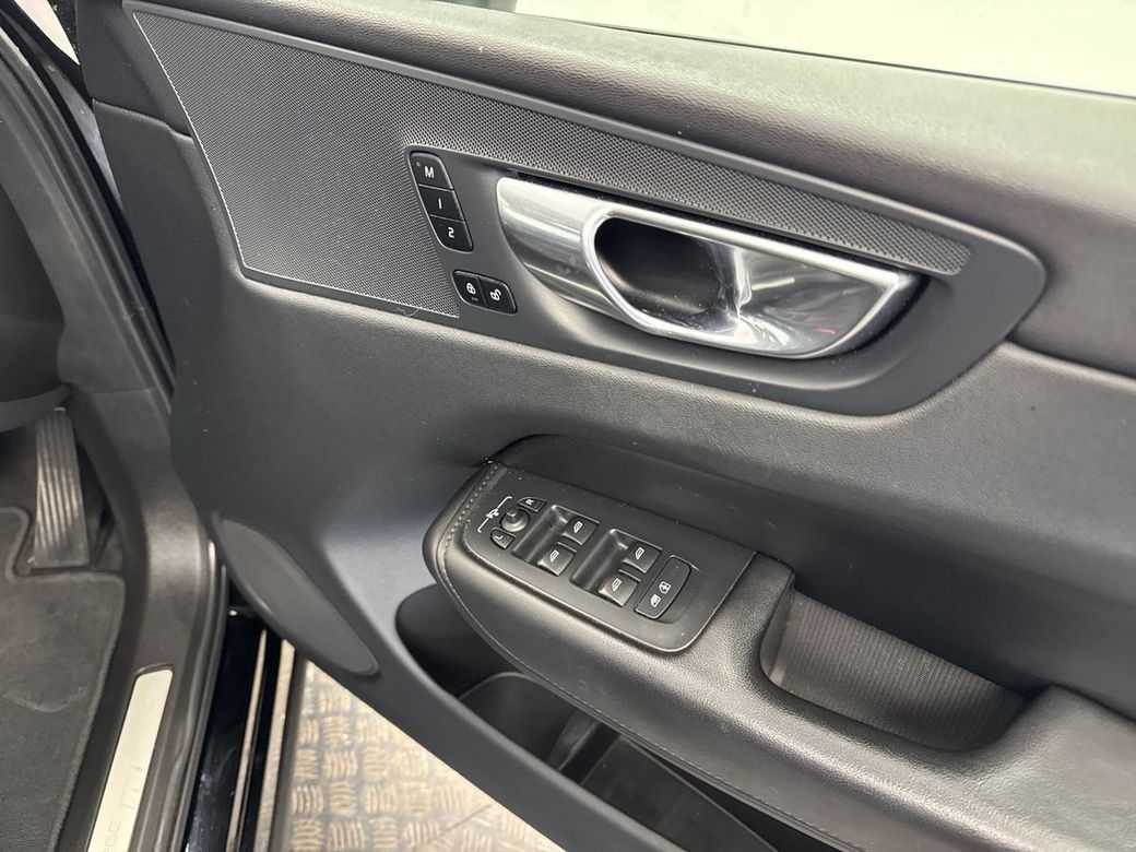 2023 Volvo XC60