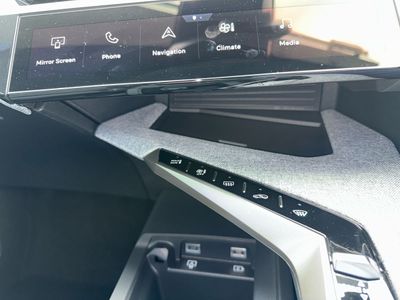 2025 Peugeot 5008