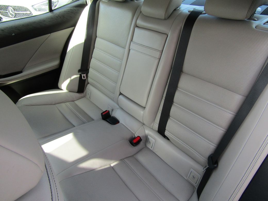 2015 Lexus IS