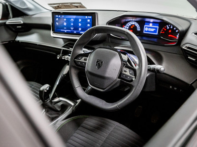 2025 Peugeot 208