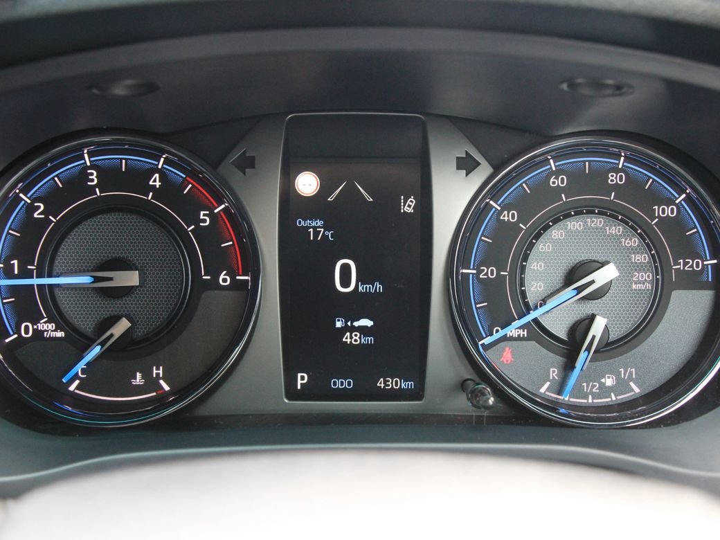 2025 Toyota Hilux