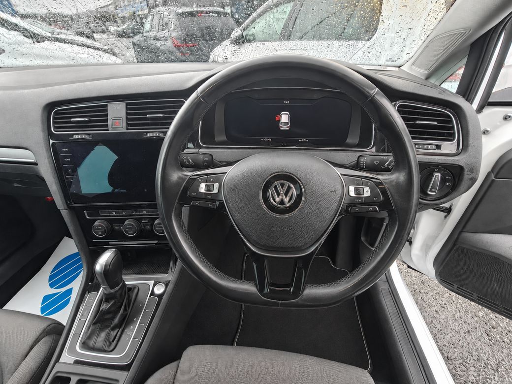 2017 Volkswagen Golf