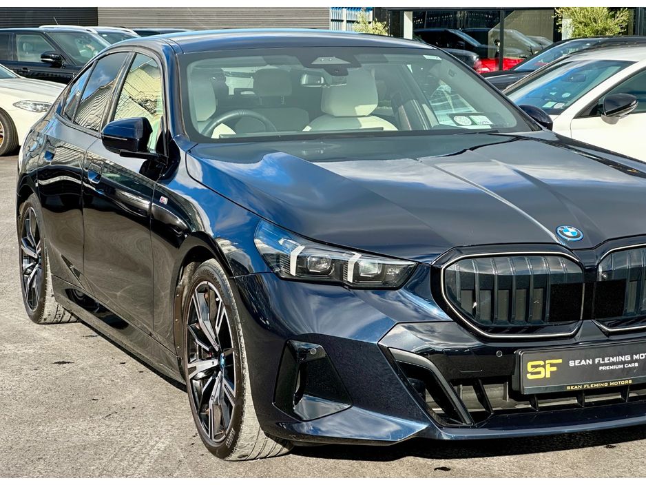 2025 BMW i5