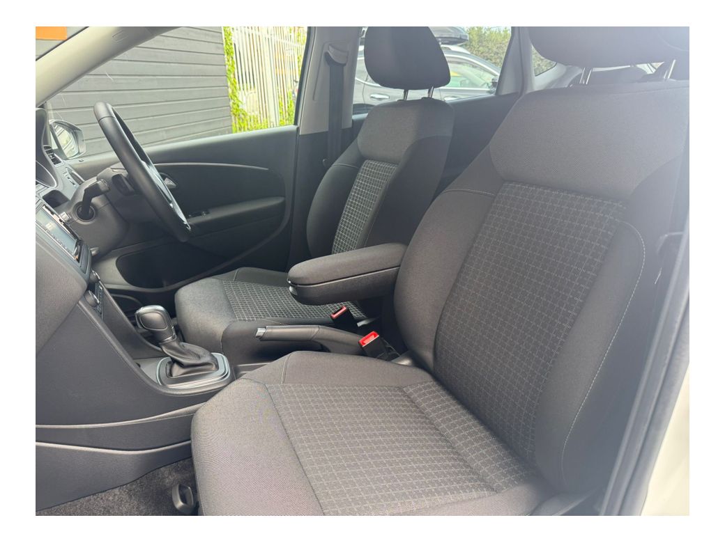 2015 Volkswagen Polo