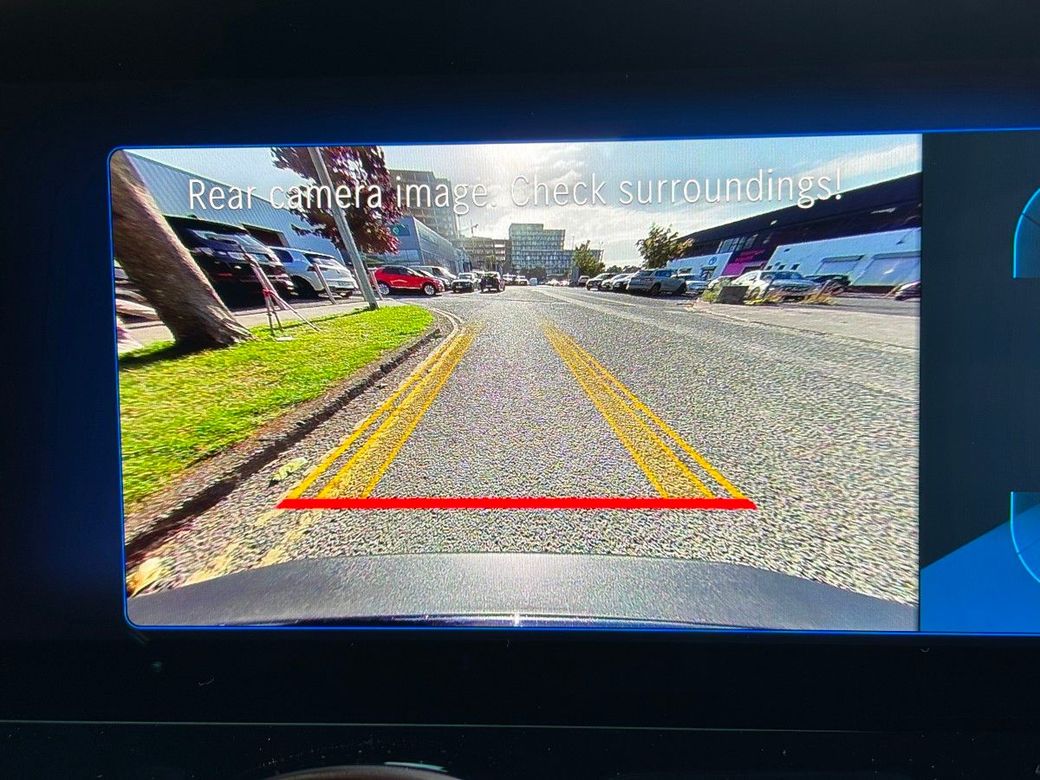 2025 Mercedes-Benz EQB