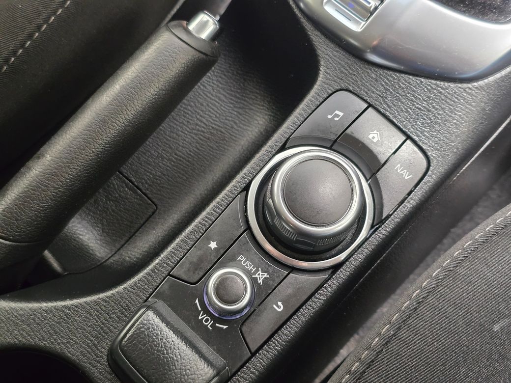 2019 Mazda Demio