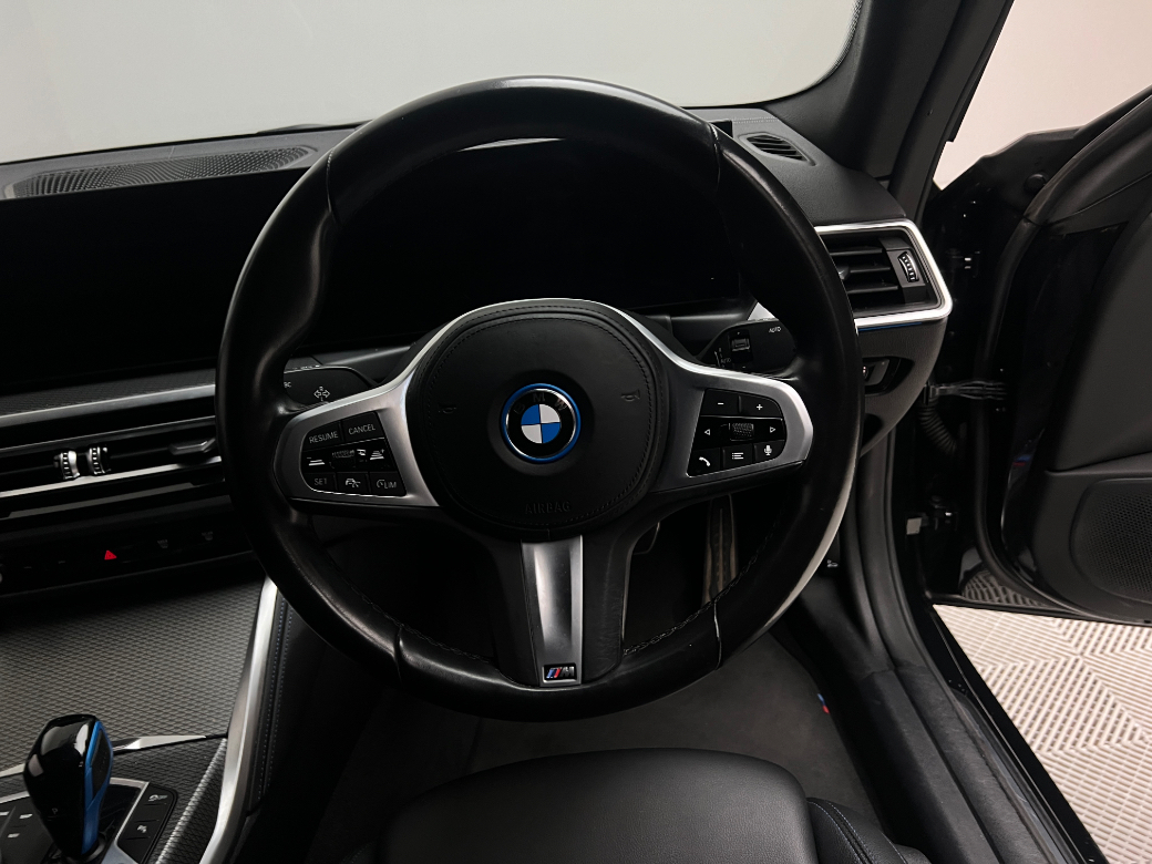 2022 BMW i4