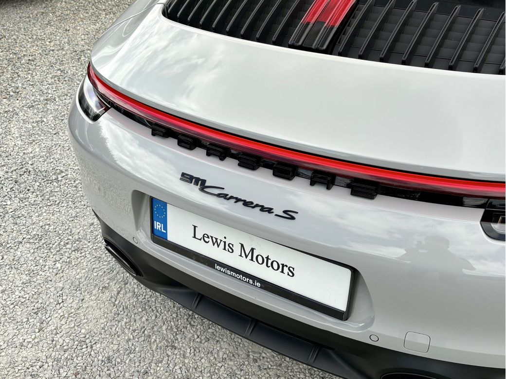 2022 Porsche 911