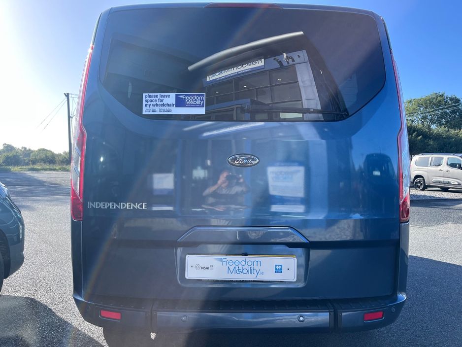 2020 Ford Tourneo