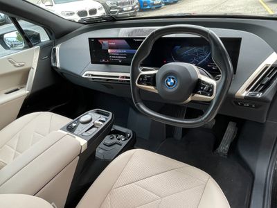 2022 BMW iX