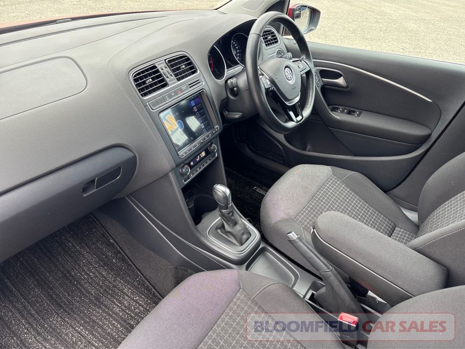2017 Volkswagen Polo