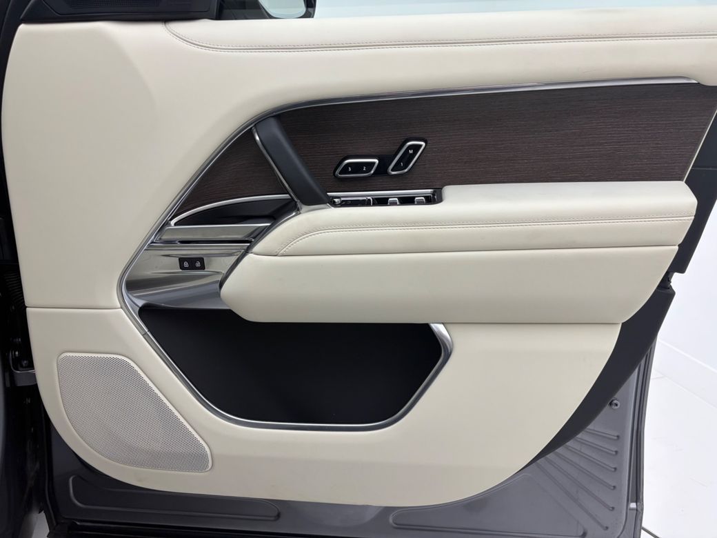 2025 Land Rover Range Rover