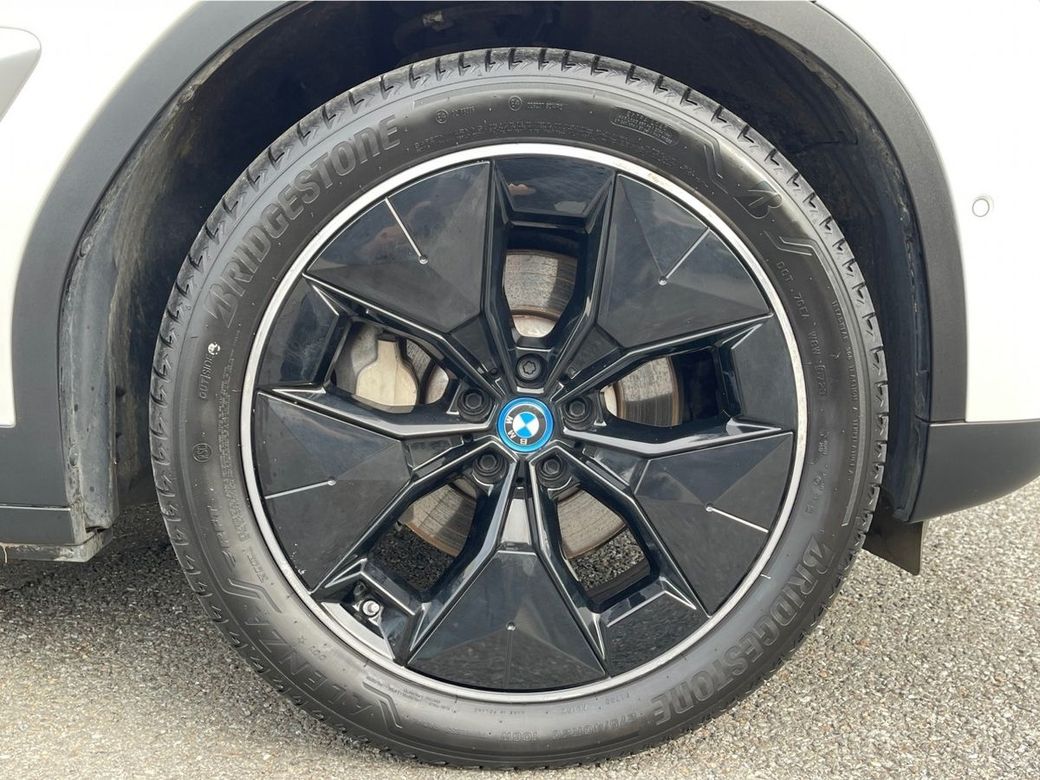 2021 BMW iX3