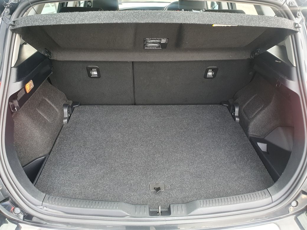 2013 Toyota Auris