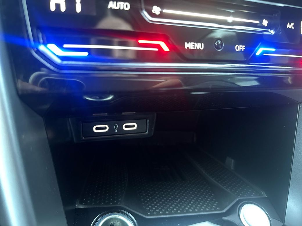 2025 Volkswagen T-Roc