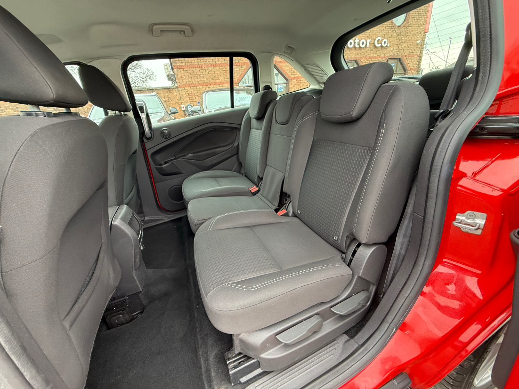 2018 Ford Grand C-Max