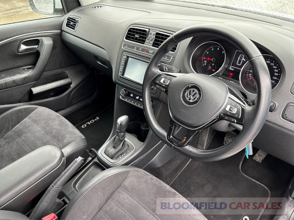 2017 Volkswagen Polo