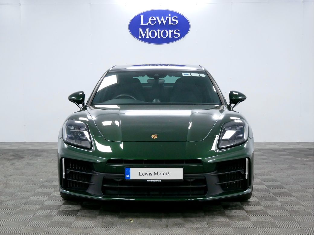 2025 Porsche Panamera