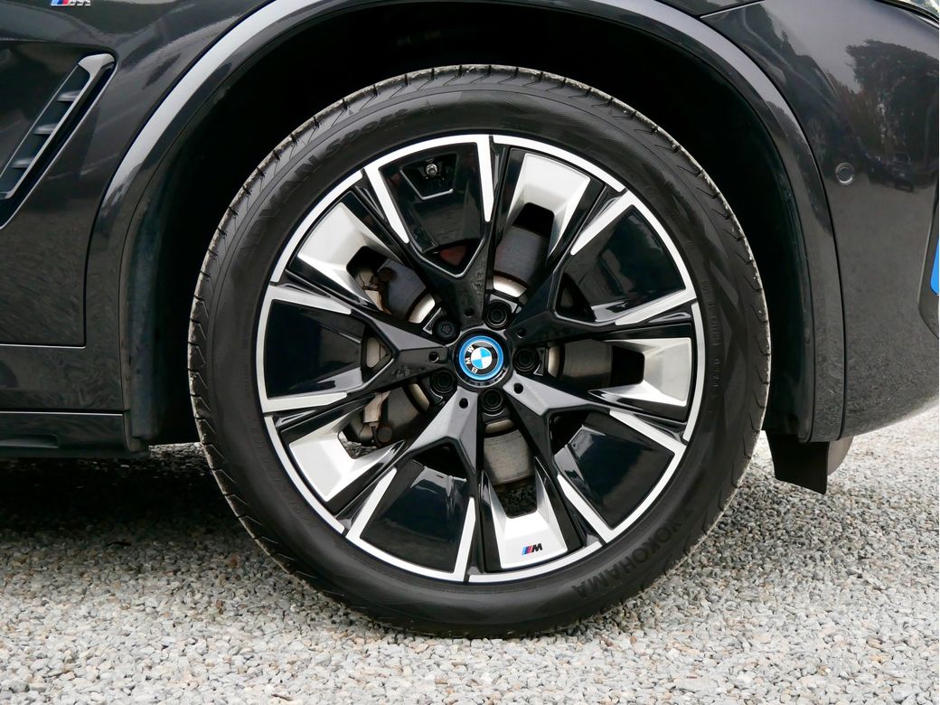 2022 BMW iX3