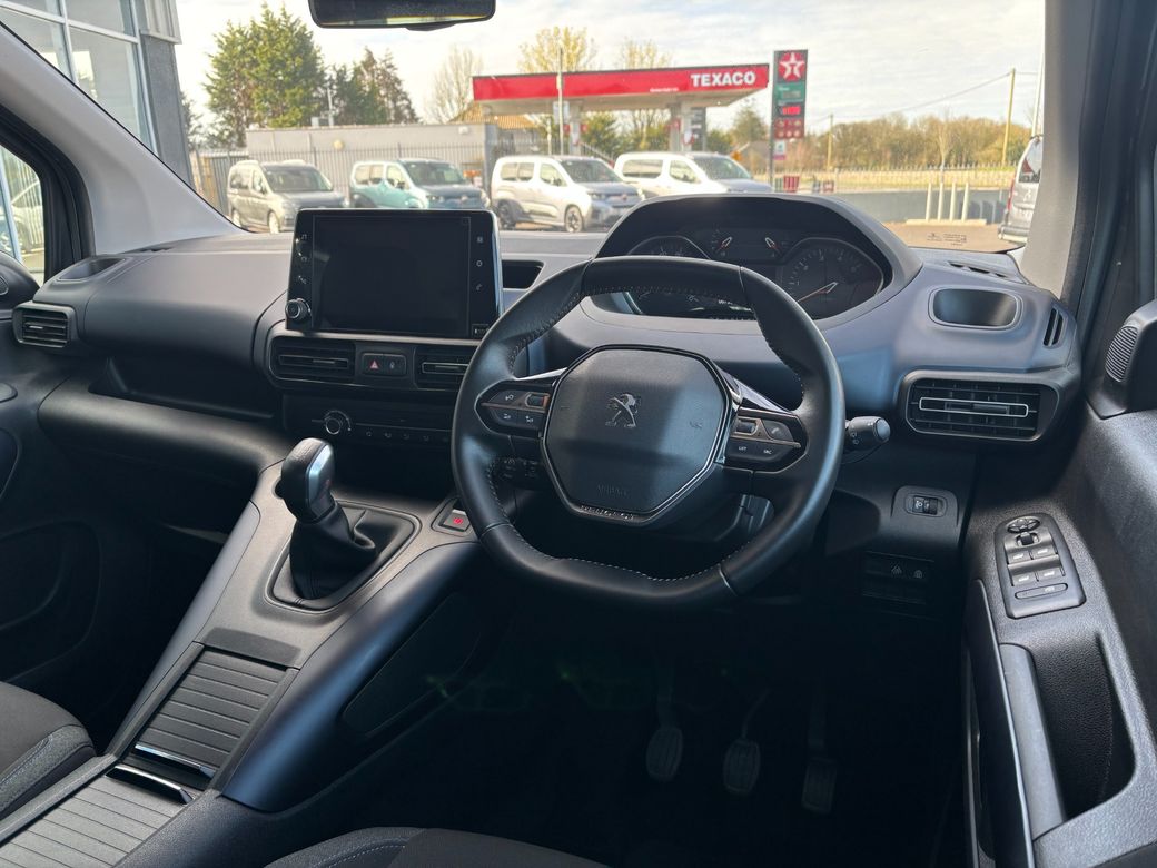 2020 Peugeot Rifter