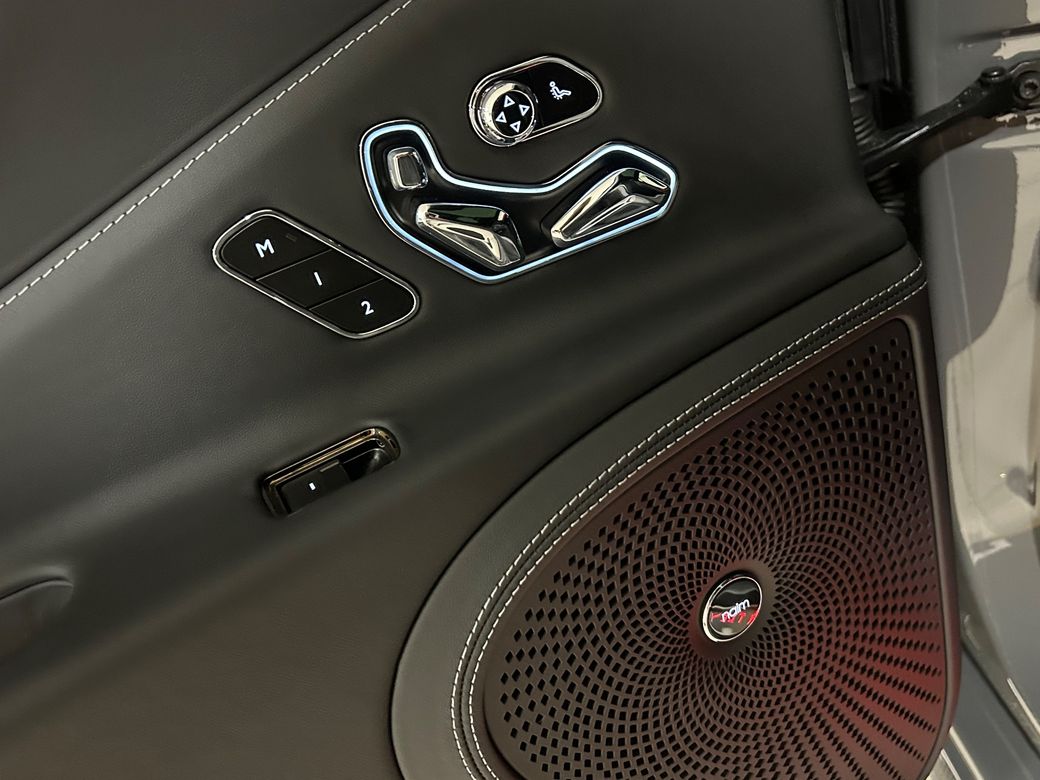 2025 Bentley Flying Spur