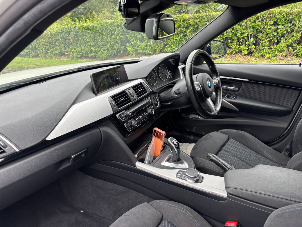 2017 BMW 3 Series