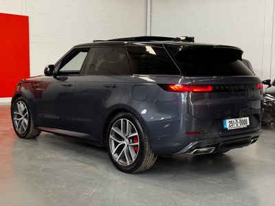 2025 Land Rover Range Rover Sport