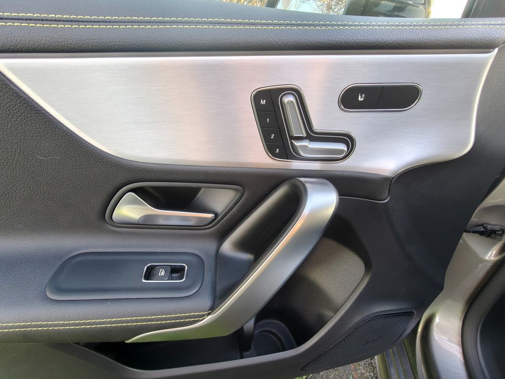 2018 Mercedes-Benz A 180