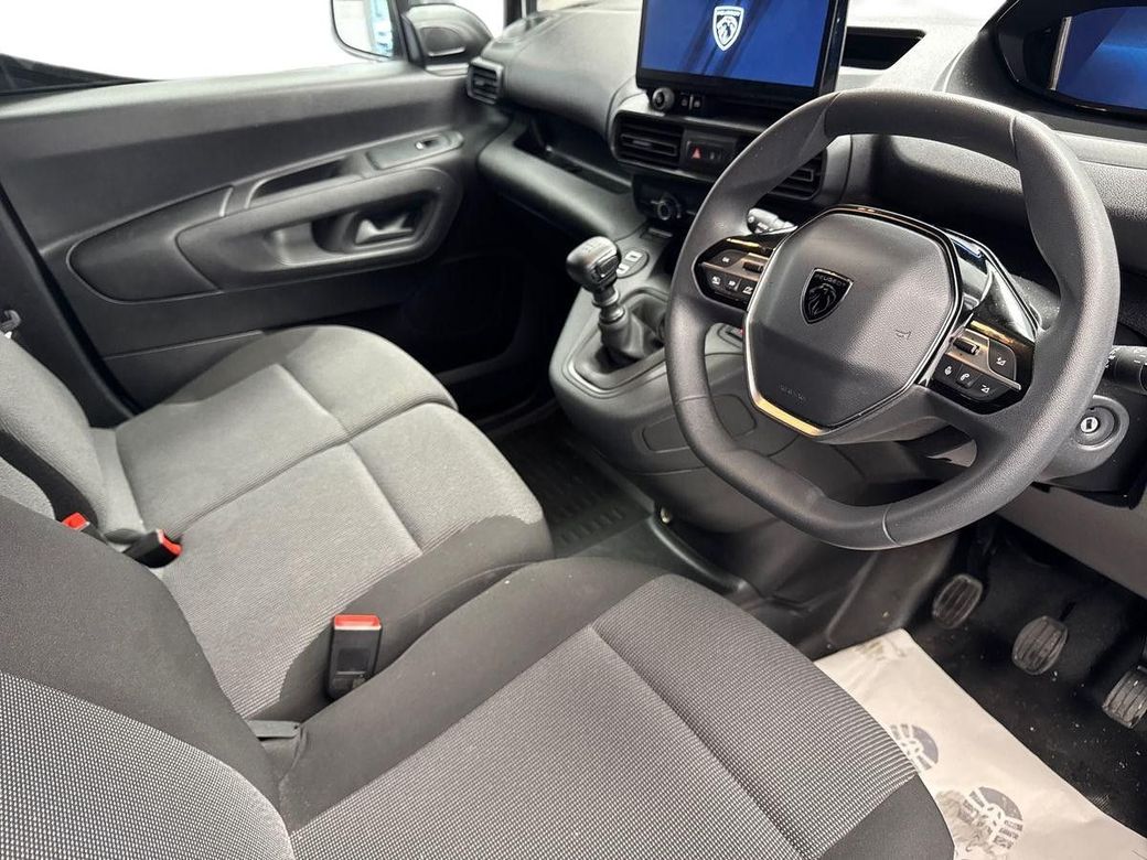 2024 Peugeot Partner