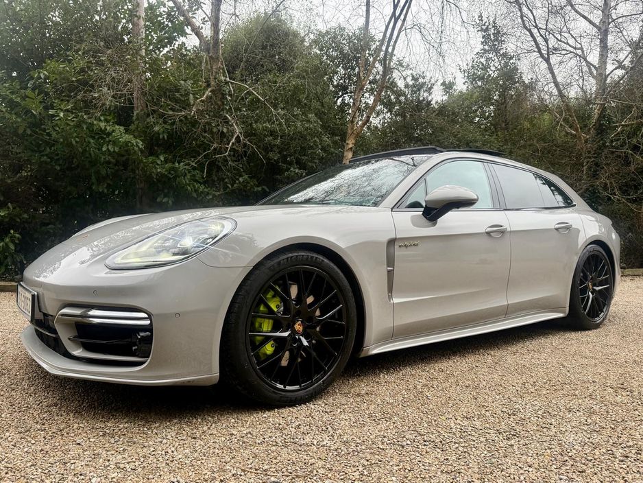 2023 Porsche Panamera